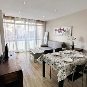 Apartsalou Tati Salou